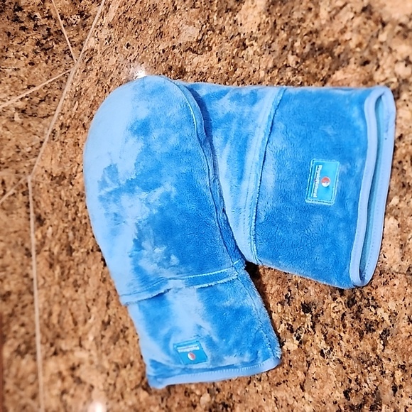 PhysioNatural Microwave Therapy Mittens - Picture 7 of 7